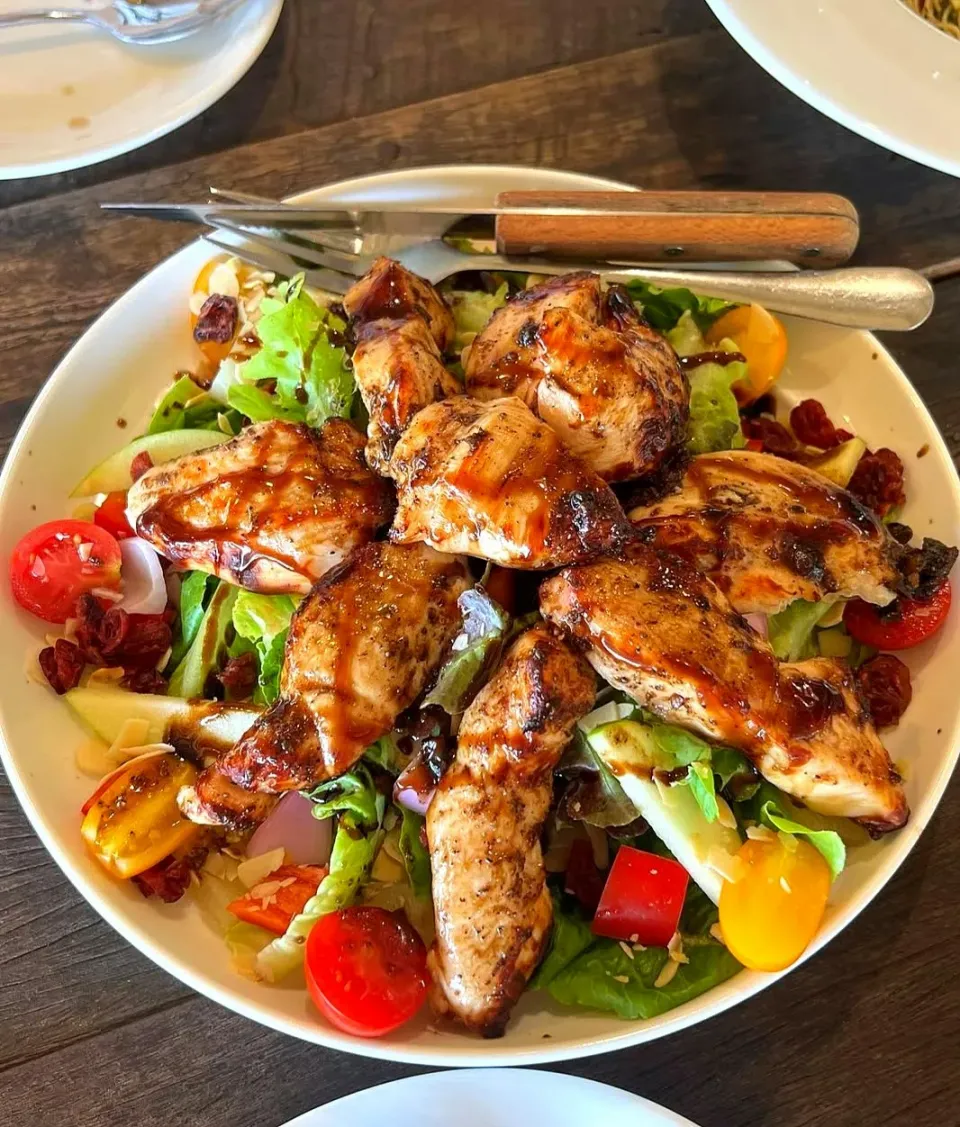 Flavorful Grilled Chicken Salad 🐔🥗🤤|An'leeさん