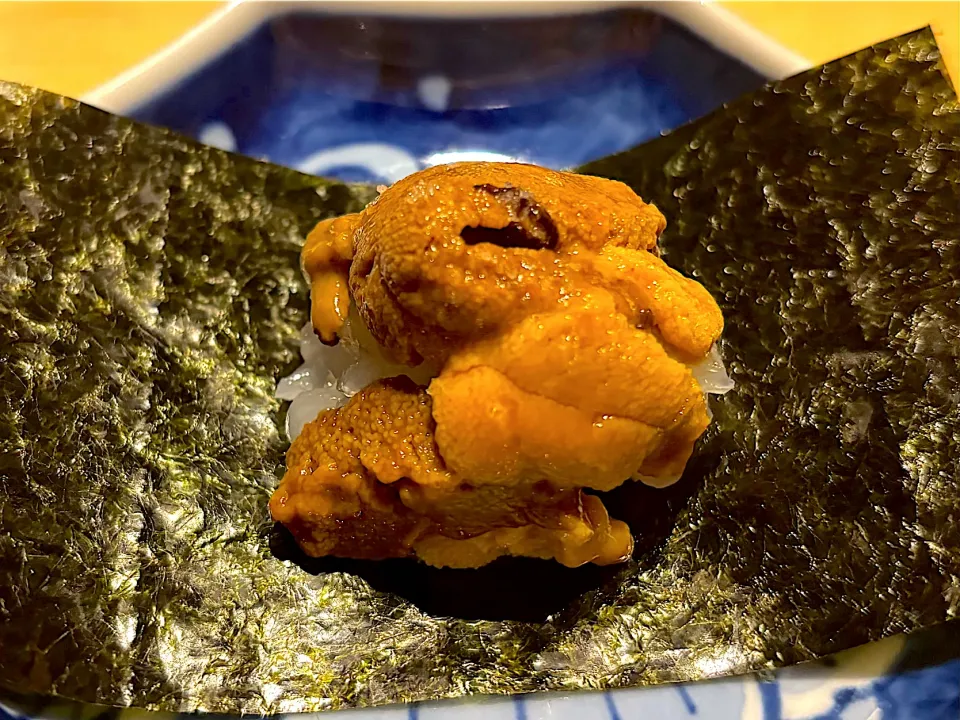 ⑥11月5日・［和食コース］・イカとウニの海苔巻き😊✨（美味しく無い訳が無い❣️）|山勝さん