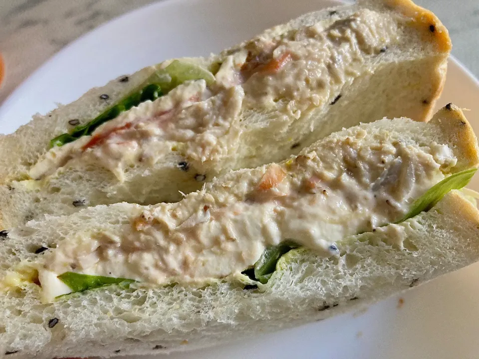 ごぼうツナサラダサンド🥪|Kojiさん
