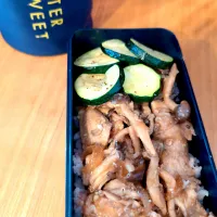 生姜焼き乗っけ弁当と冷や汁で温かいお味噌汁　息子弁当|チョコさん