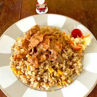 ランチ♯チャーハン♯生姜焼き| 小松菜さん