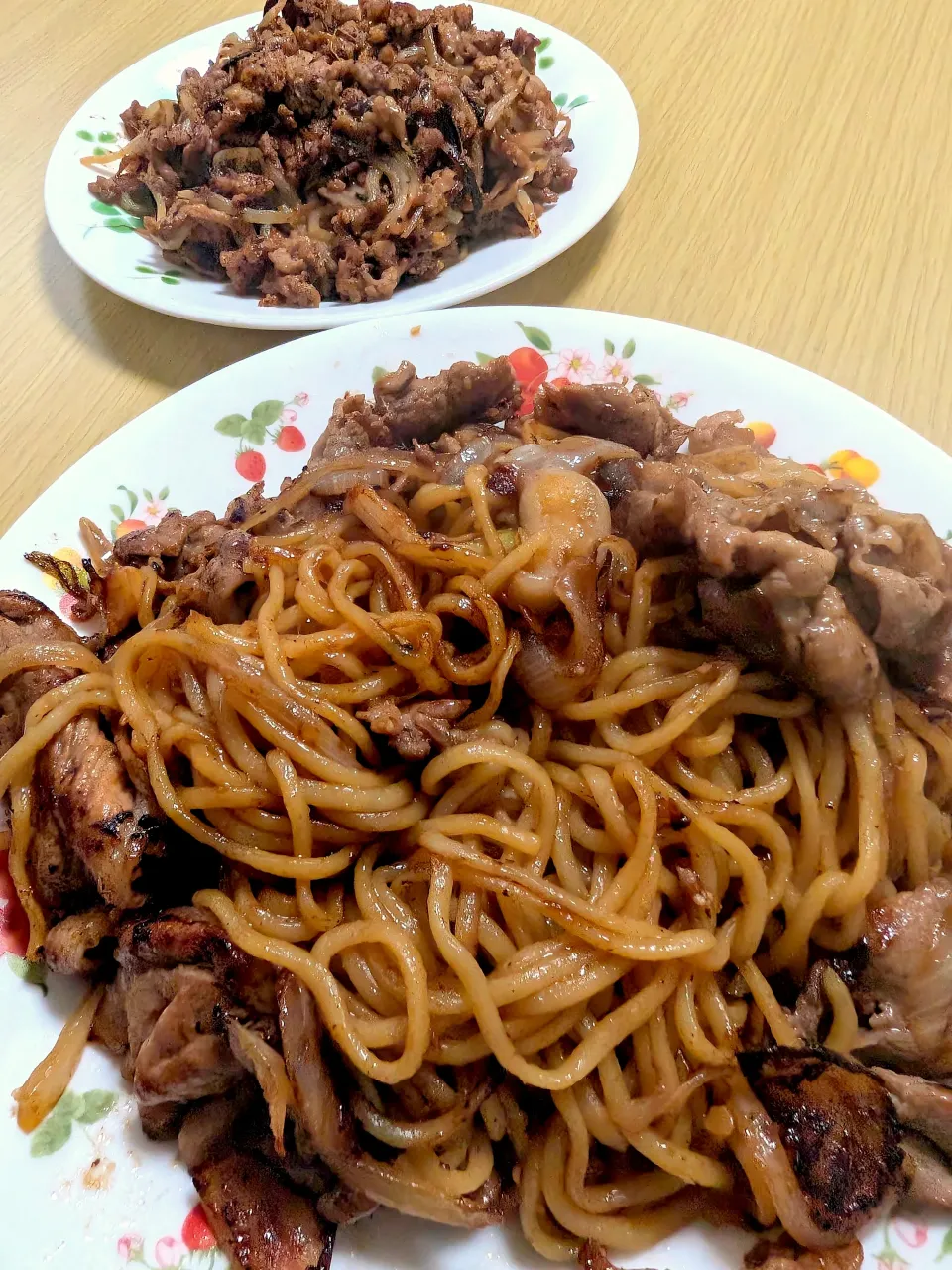 豚肉あんかけラーメン、もやし豚炒め|akaneさん