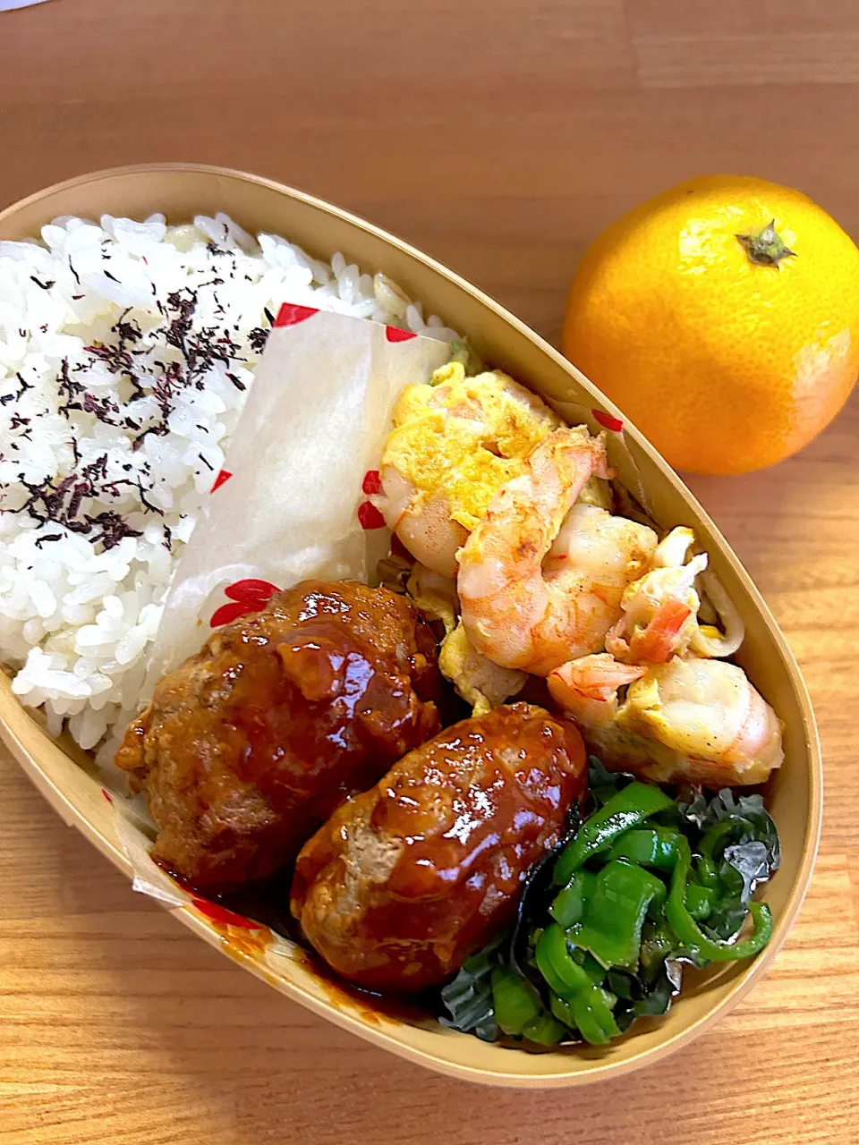 ハンバーグ　海老と卵炒め　ピーマンと塩昆布|JKお弁当さん