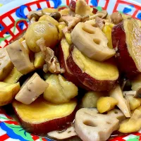 秋の美味しいもの煮物😋|ゆりゆりさん