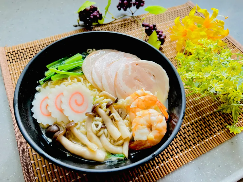 「ラーメン🍜」|バシュランさん