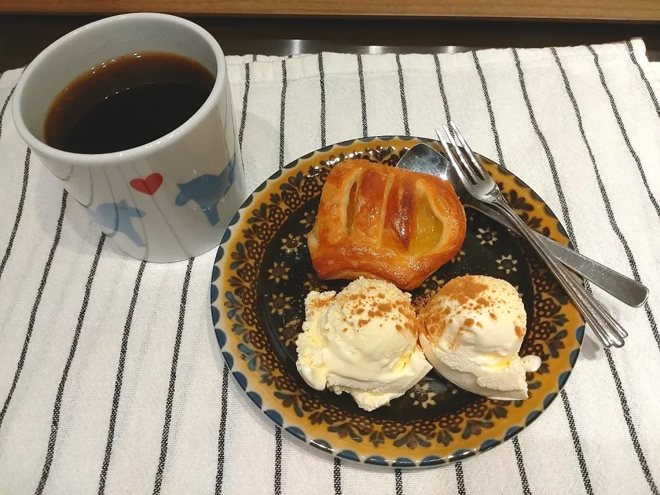 次男の隔離食（デザート）|みりさん