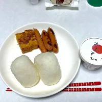 新米と美味しい塩で😊|サリーさん