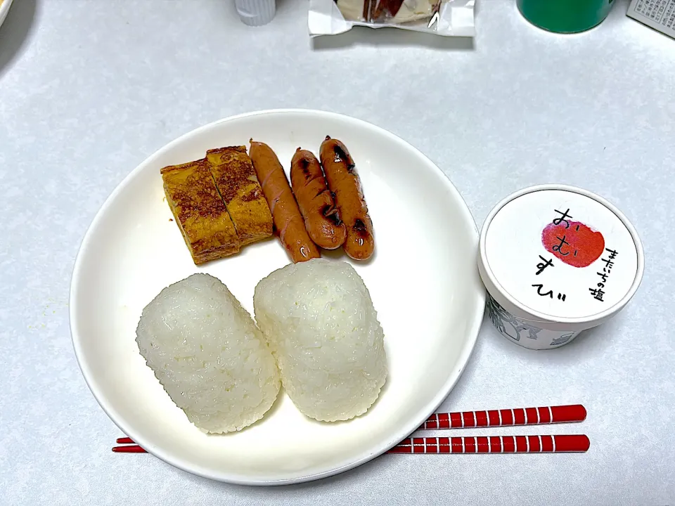 新米と美味しい塩で😊|サリーさん