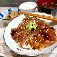 十勝豚丼| 亜矢子さん