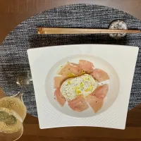 ブラッターチーズと生ハムサラダ|かっちさん