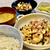 鶏ももと蓮根のポン酢炒め。他。| ぎんさん