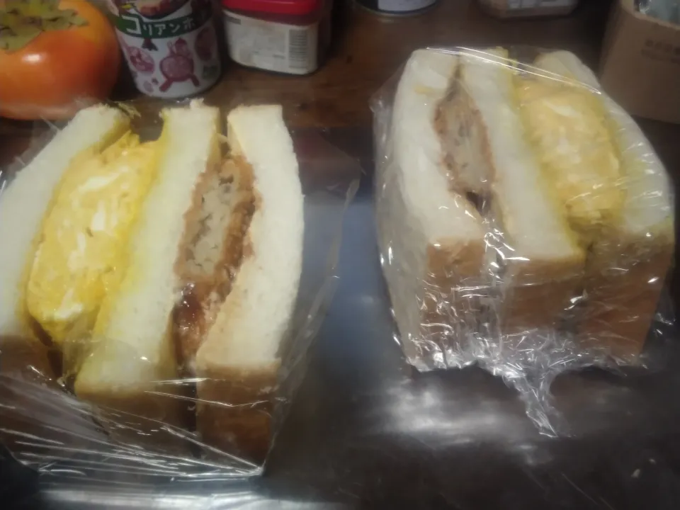 玉子焼きとコロッケのサンドイッチ|にんにくと唐辛子が特に好き❤️(元シャリマー)さん