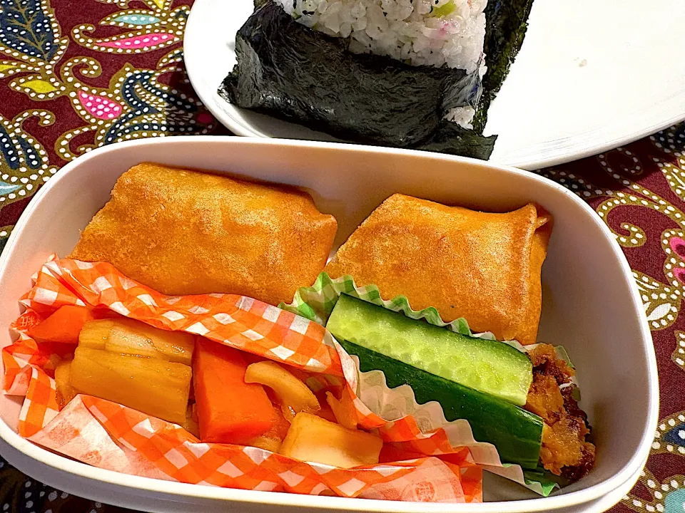 春巻き、れんこん人参きんぴら、きゅうり味噌|おかーたまさん