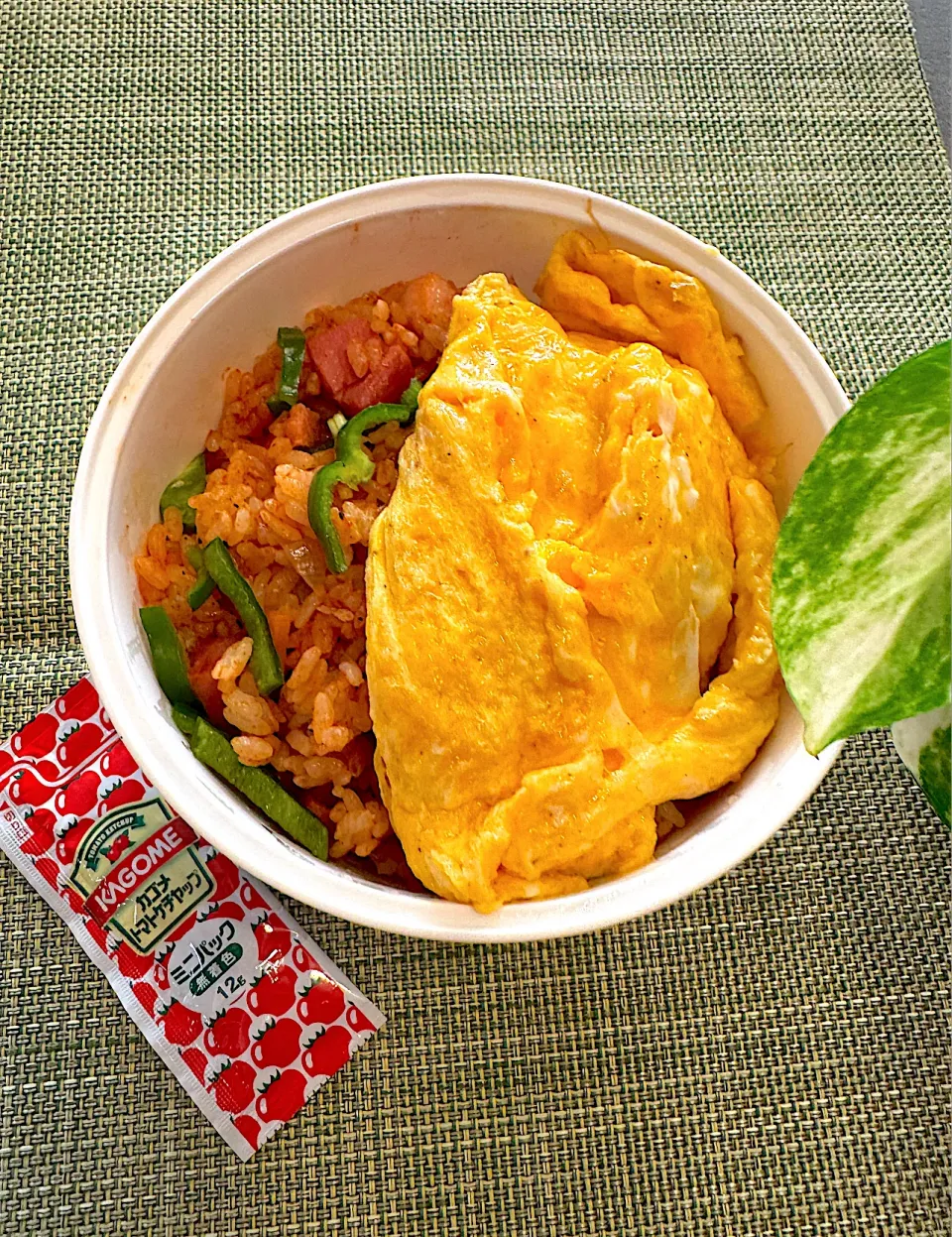 オムライスのお弁当|＊ayabianさん