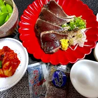 カツオのたたき、キムチ、枝豆、大根スティック| はるかさん