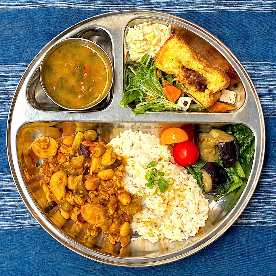 きのこと豆たっぷりドライカレー|青い鳥さん