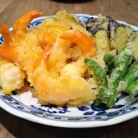 天ぷら盛り合わせ|古尾谷りかこさん