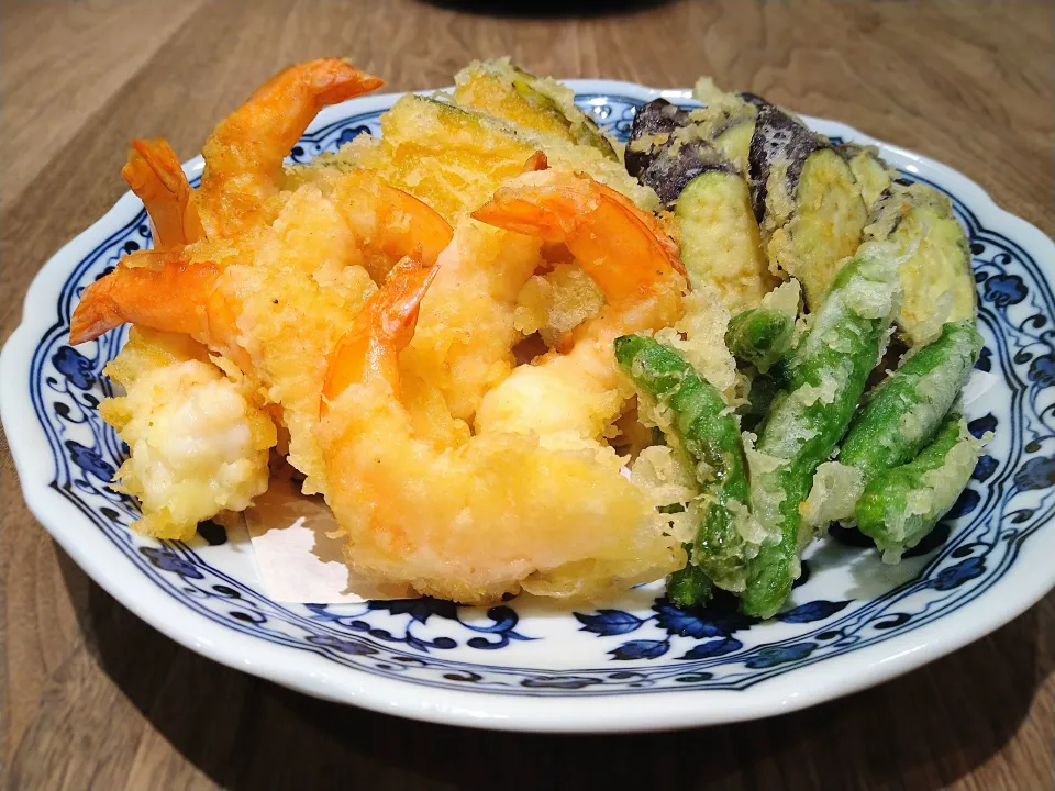 天ぷら盛り合わせ|古尾谷りかこさん