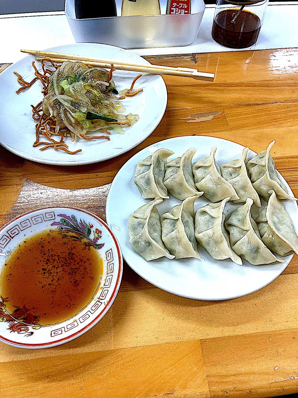 鍋貼餃子（焼き餃子）２枚目（１枚10個）（実況中継終了）|なびさん