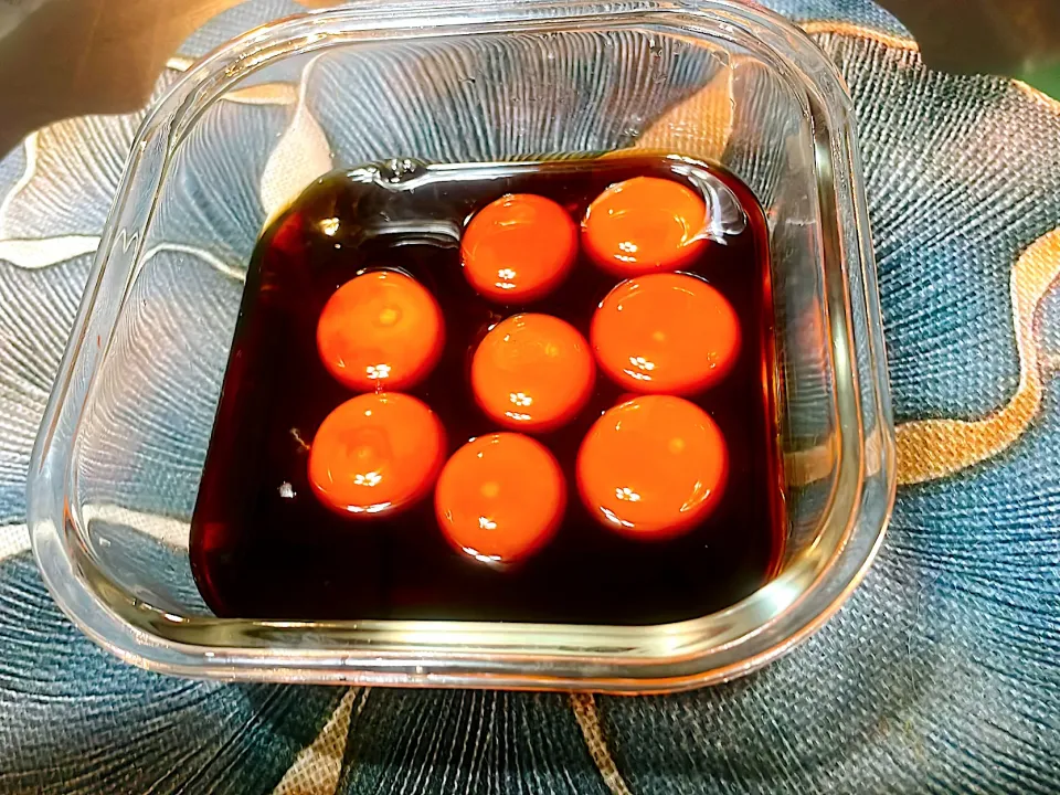 #黄身醤油漬けを作りました|Reikoさん