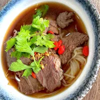 เส้นเล็กเนื้อตุ๋น|ｖ（＾＿＾ｖ）♪さん