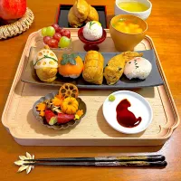 創作いなり寿司と手まり寿司