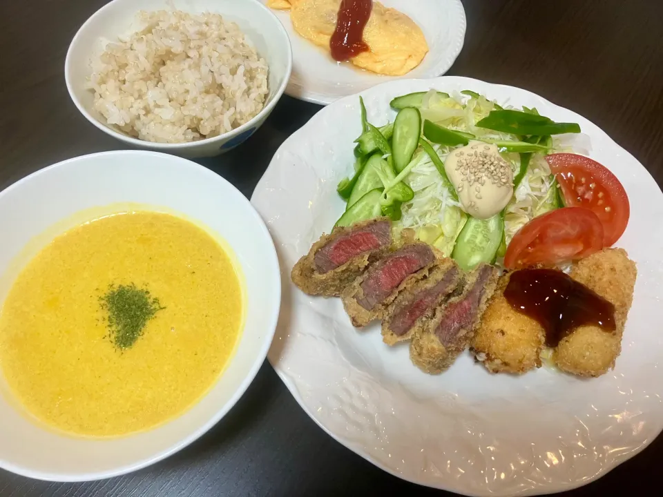 コーンクリームコロッケ、牛カツ、かぼちゃのポタージュスープ 他|tatsuponさん