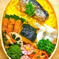 イワシの生姜煮弁当🍱|にゃん(=^・^=)さん