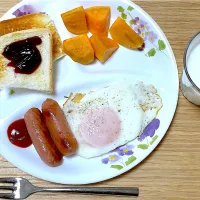 朝食 目玉焼きなど| ふわふわさん