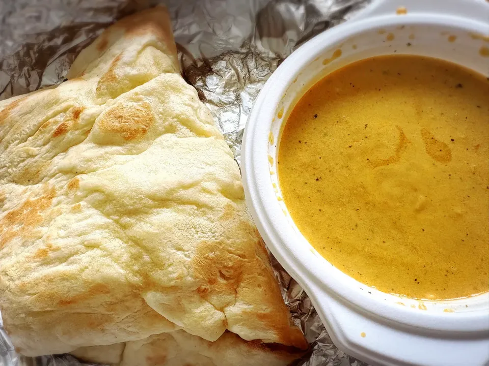 海老カレー（テイクアウト） ¥650|Blue Moon Caféさん