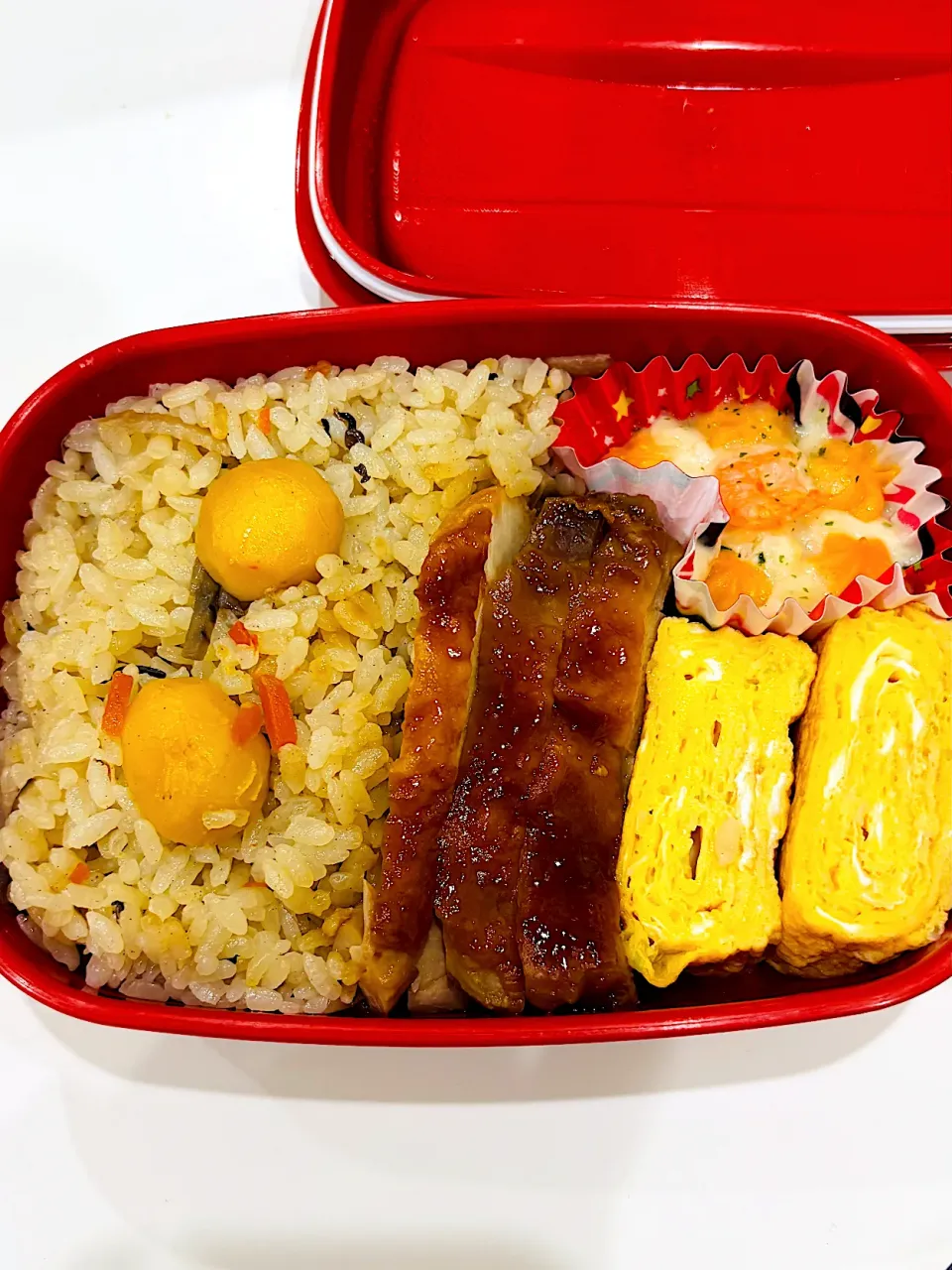 栗ご飯弁当。鶏照り焼き|ちはるさん