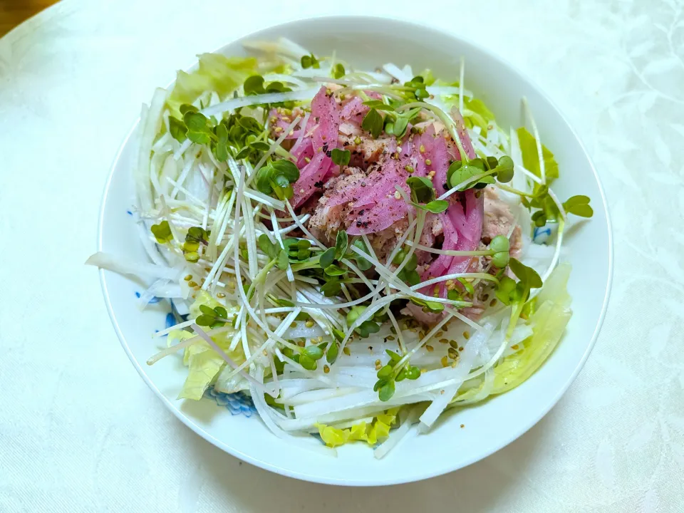 11/8の夕食　ツナと大根のサラダ|卯月さん
