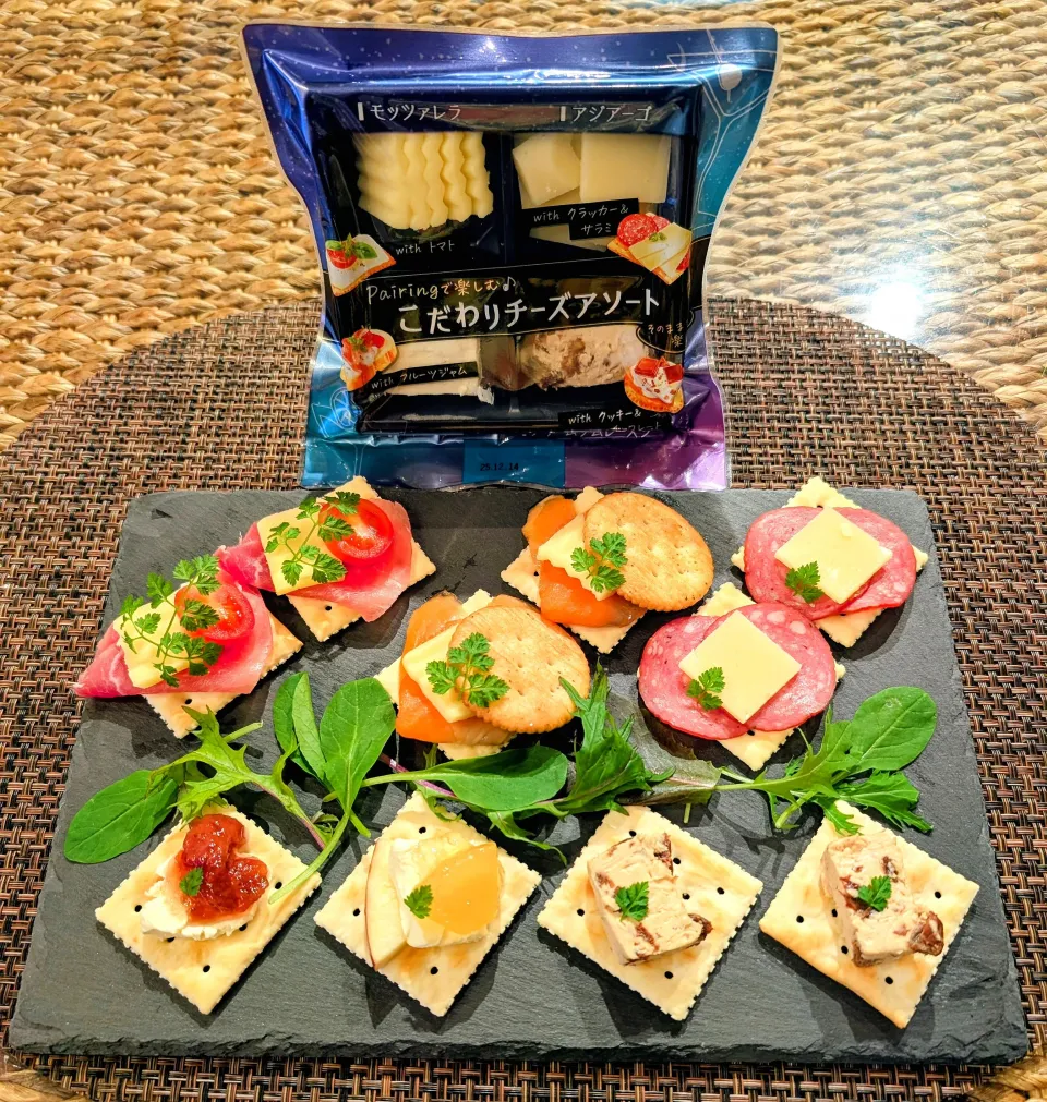 チーズアソートのカナッペ🧀✨|yu-ruさん