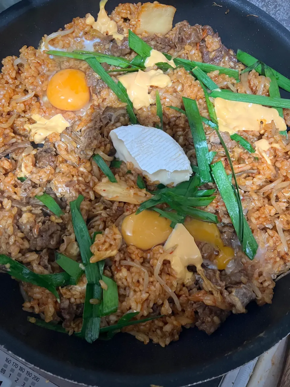 フライパンビビンバwithカマンベール|大学しなもんさん