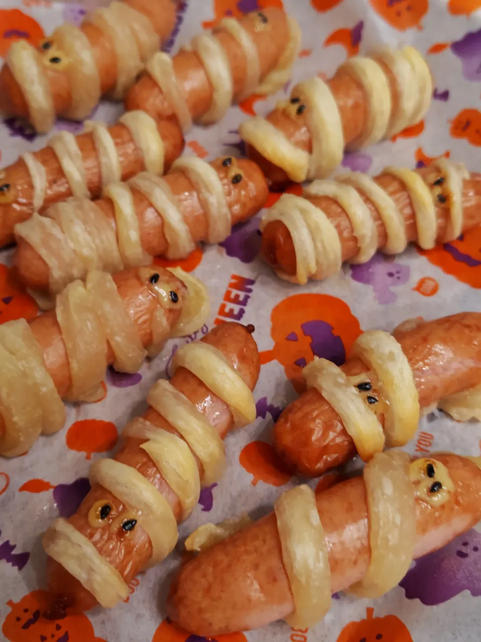 【ミイラのウィンナーパイ】|琥珀さん