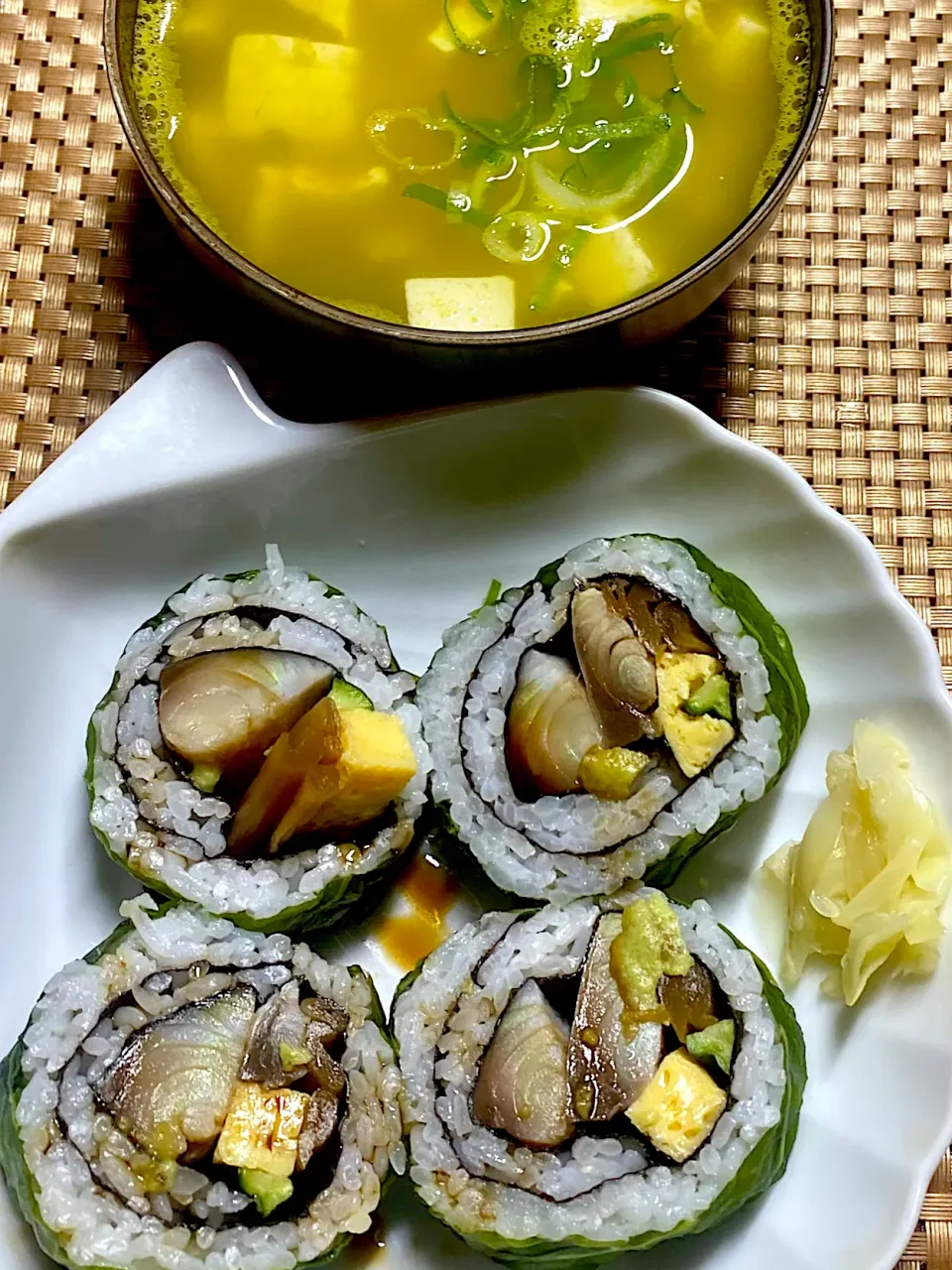 鯖巻寿司|すくらんぶるえっぐさん