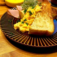 ハム玉子トースト
