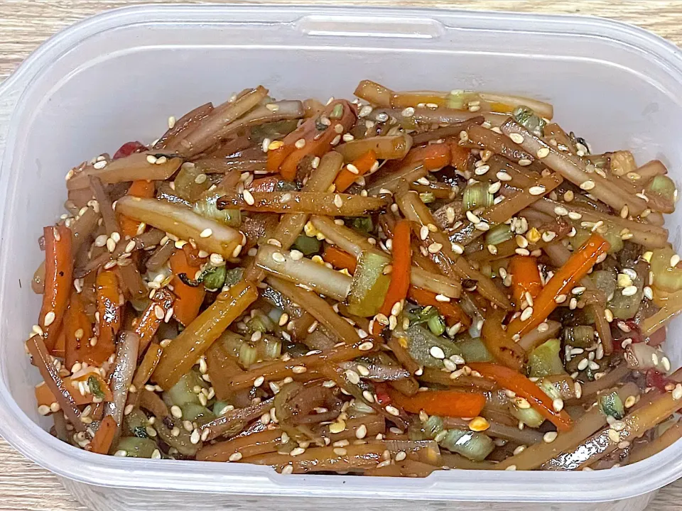 大根の皮のきんぴら|銀蔵じいちゃんさん