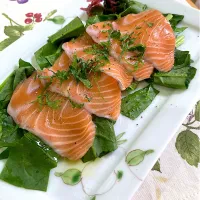 サーモンとほうれん草のカルパッチョ🥢|keitanさん