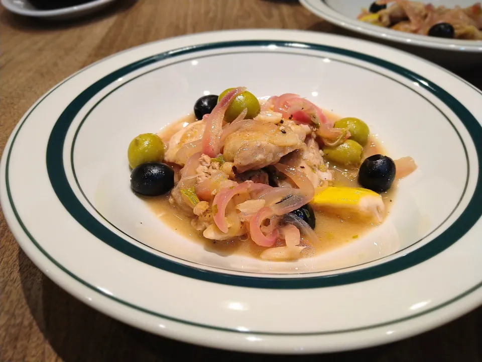 鶏肉とオリーブのワイン煮|古尾谷りかこさん