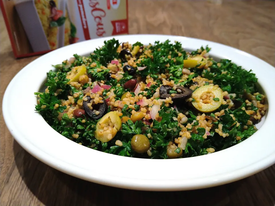 タブレ|古尾谷りかこさん