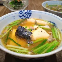 鯖缶と豆腐の汁物|古尾谷りかこさん