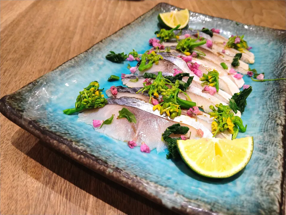 しめ鯖|古尾谷りかこさん