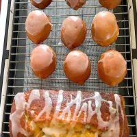 レモンケーキ、りんごジャム入りレモンドリズルケーキ|サユキさん