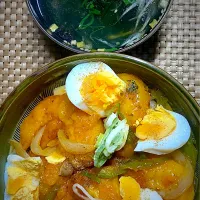 海老チリ丼| すくらんぶるえっぐさん