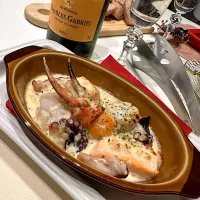 海の幸のグラタン🔥➰🥂😋|ナムナムさん