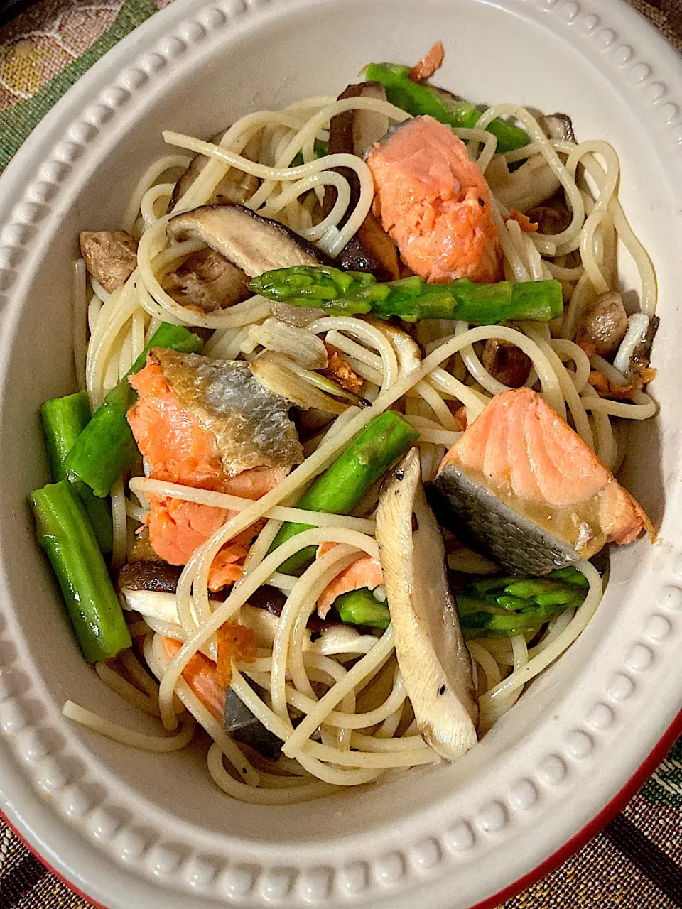 鮭とアスパラのパスタ🍝|ジュンコ バイヤーさん