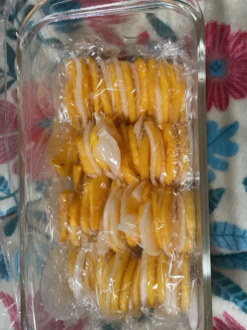 大根と柿のつけもの　案外うまい|ぽんぽこまめだ。さん