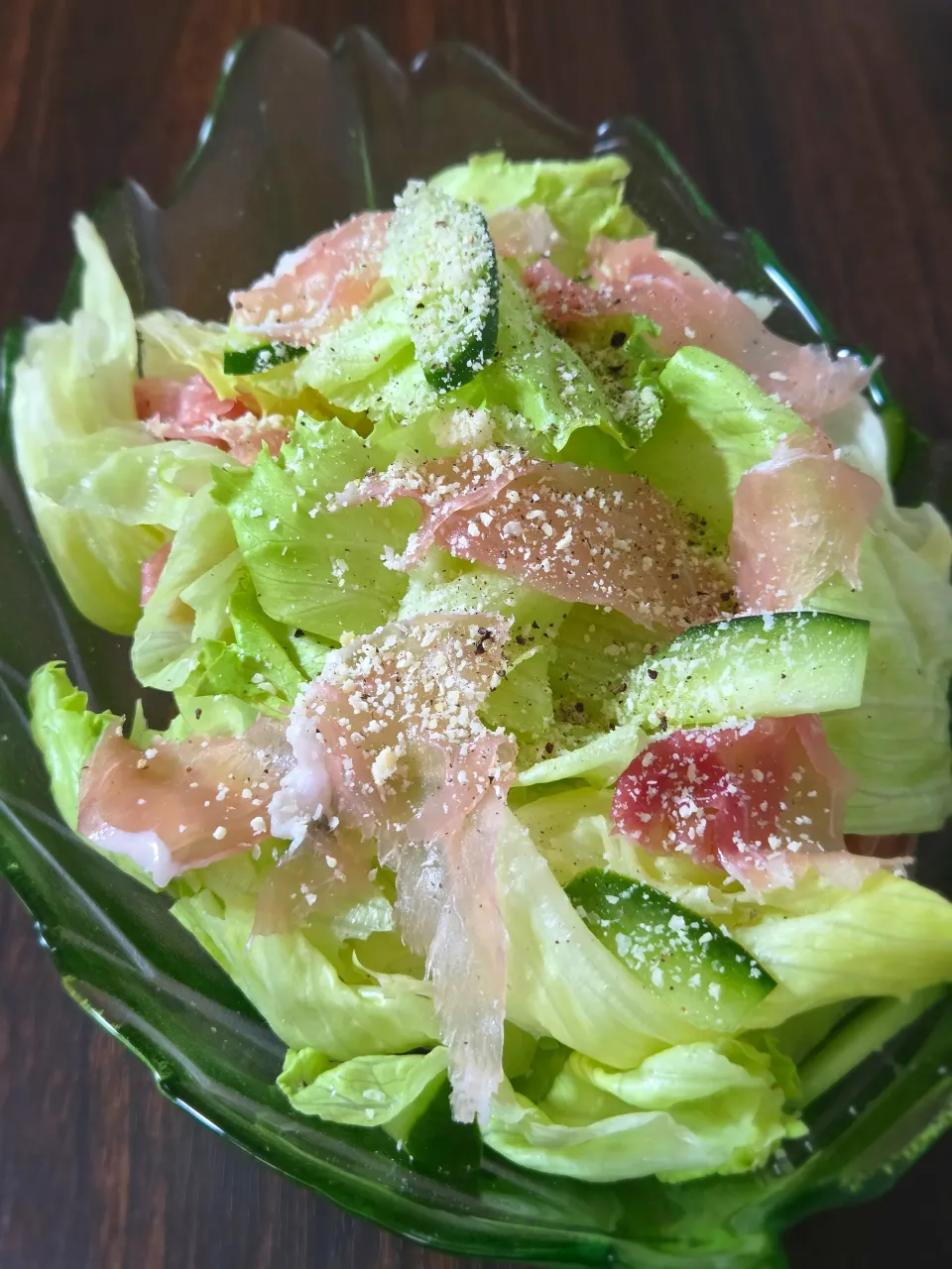 レタスと生ハムのシーザーサラダ|ぱんだのままんさん