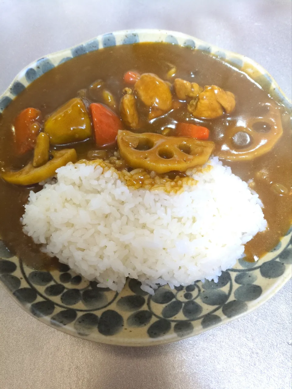 野菜たっぷりカレー🍛|Riapple🍎さん